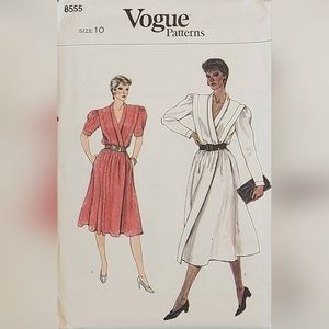 Vintage Vogue sewing pattern 8555 uncut size 10 flared wrap dress